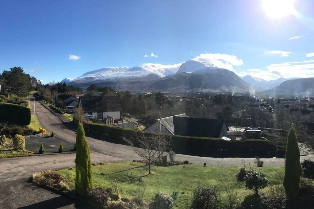 Апартаменты Highland Self Catering Retreat With Stunning Views Форт-Уильям Экстерьер фото