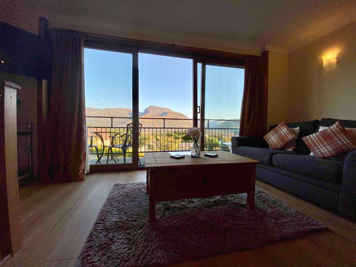 Апартаменты Highland Self Catering Retreat With Stunning Views Форт-Уильям Экстерьер фото